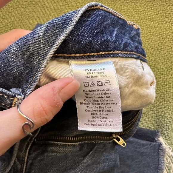 Everlane The Denim Short dark wash size 23 - Picture 7 of 7